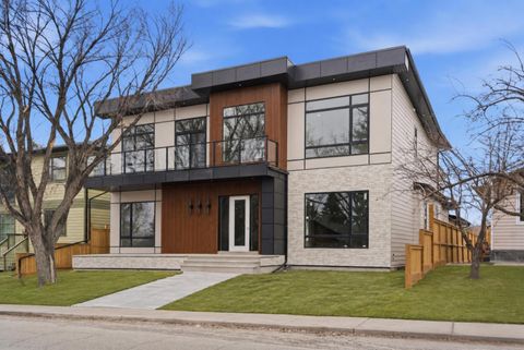 Photo of 209 Windermere Road SW, Calgary, AB T3C 3K9 (MLS # A2296061)