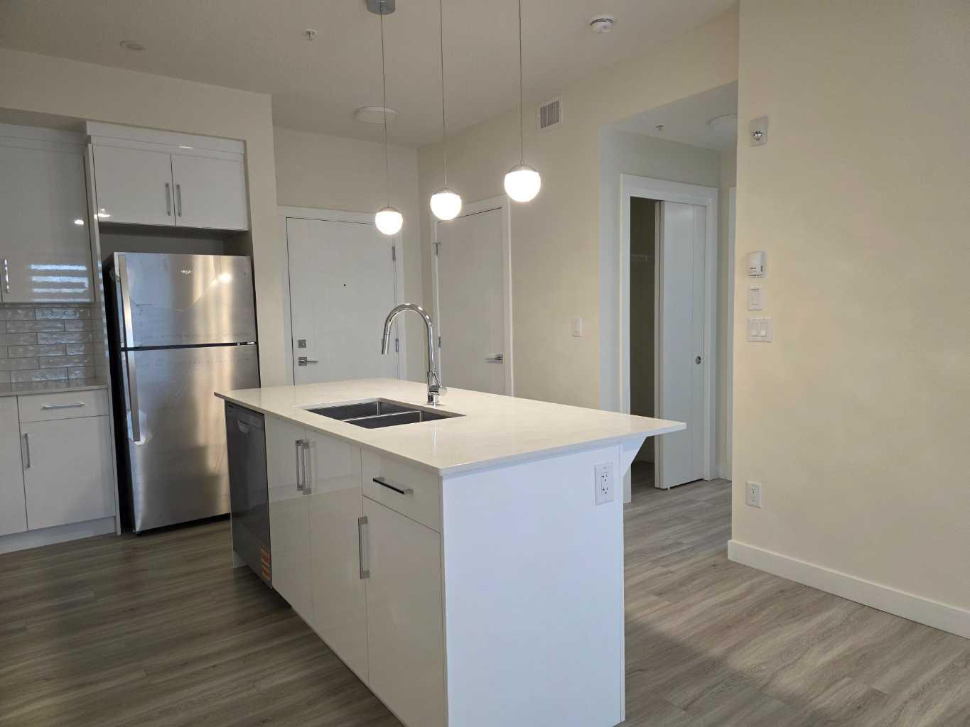 15 Skyview Point Crescent 2220