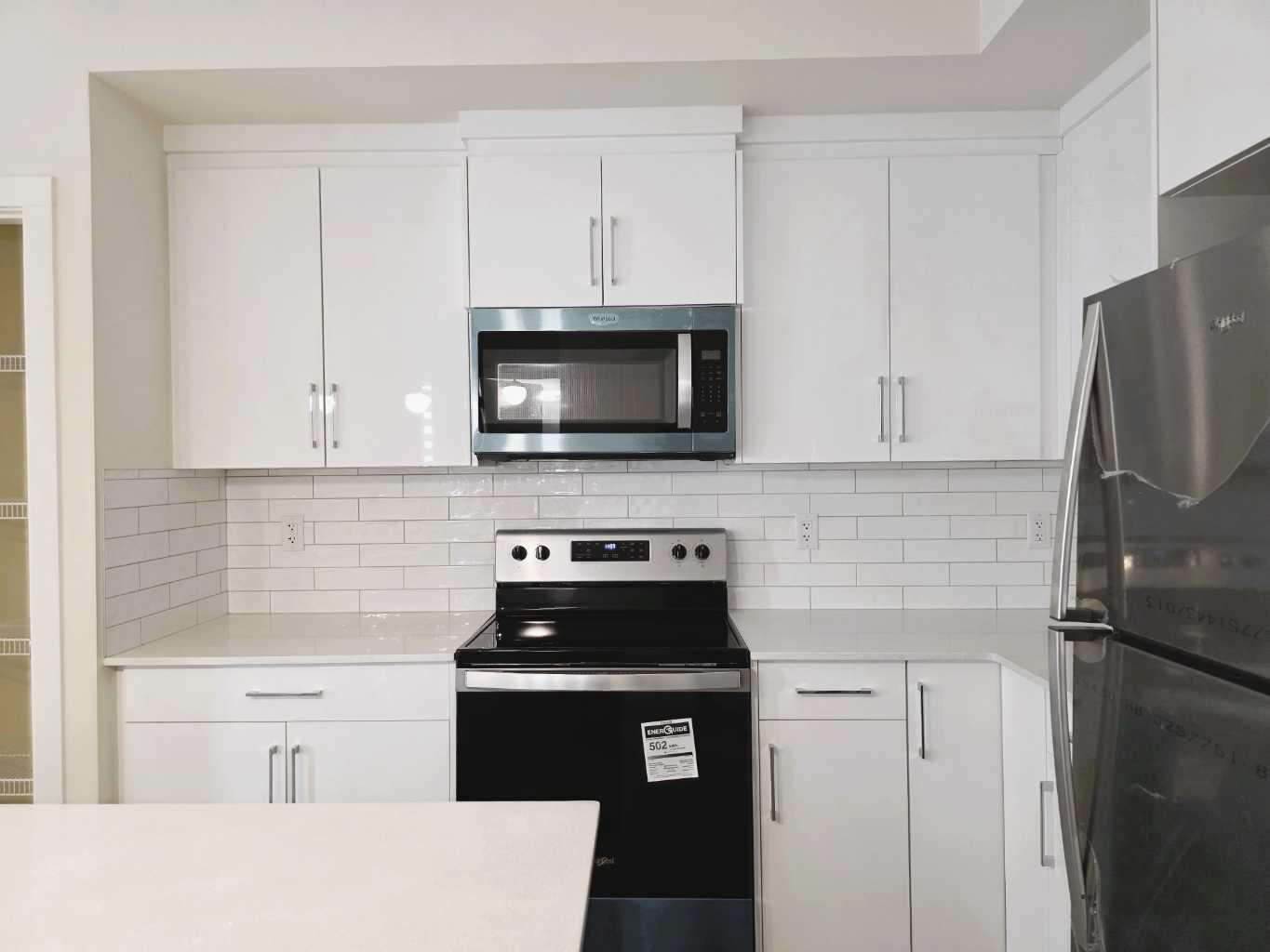 15 Skyview Point Crescent 2220