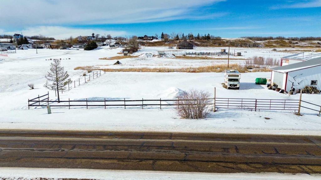 Photo of 133 &amp; 137 Railway Avenue N, Big Valley, AB T0J 0G0 (MLS # A2291167)