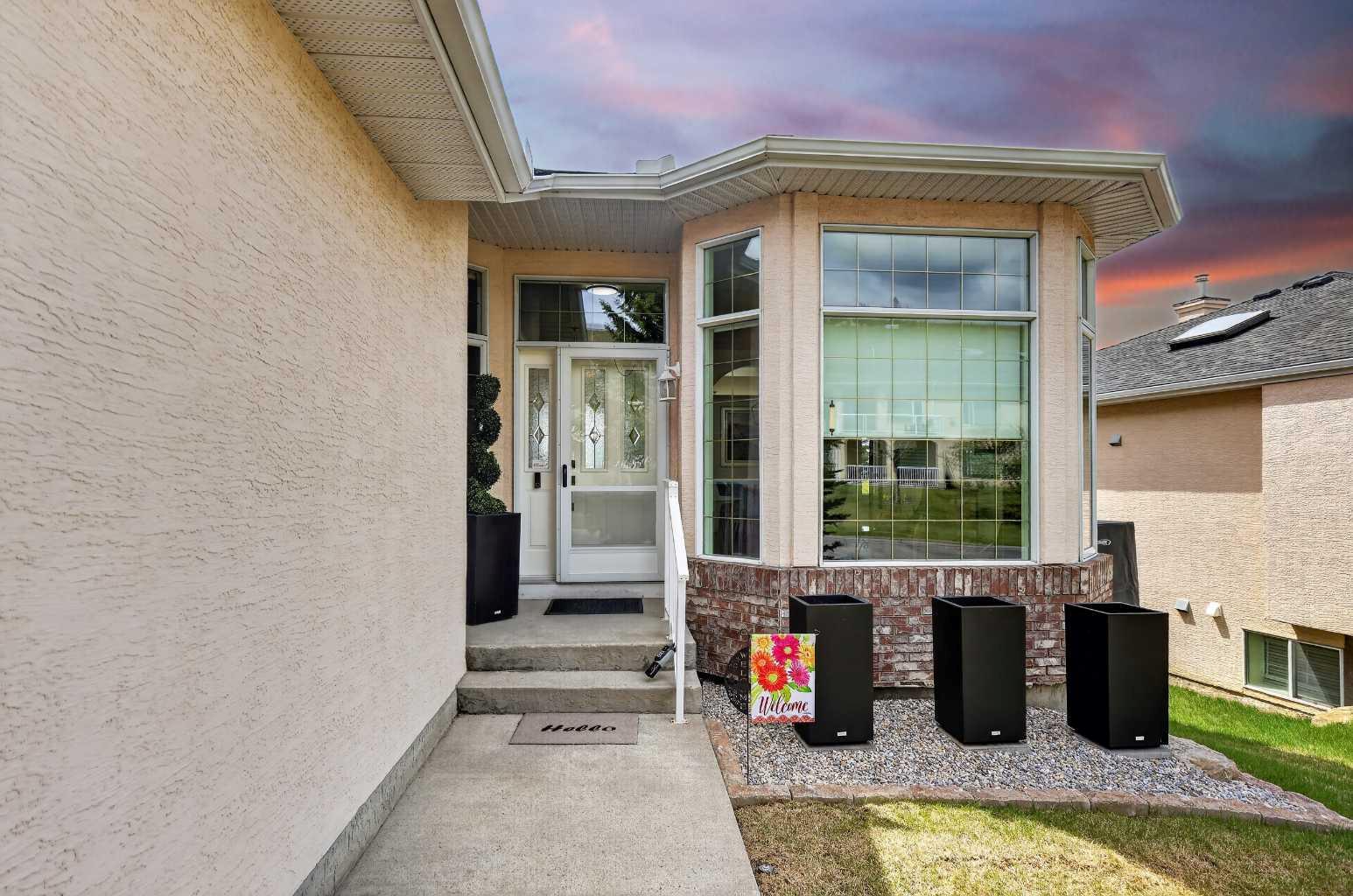 18 Eagleview Place