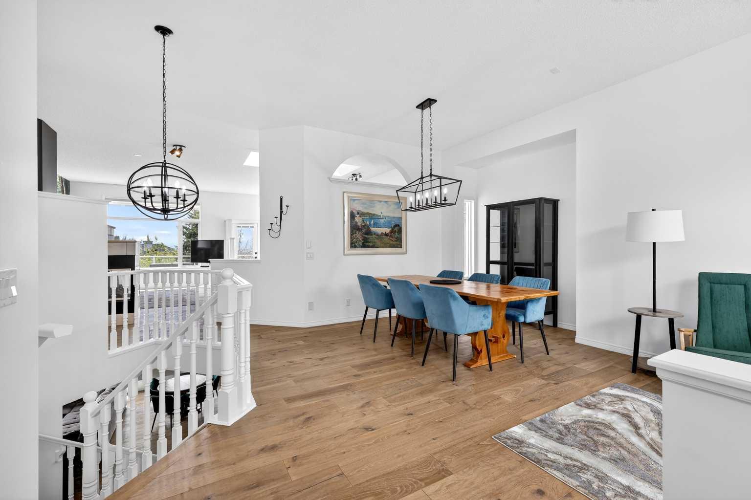 18 Eagleview Place