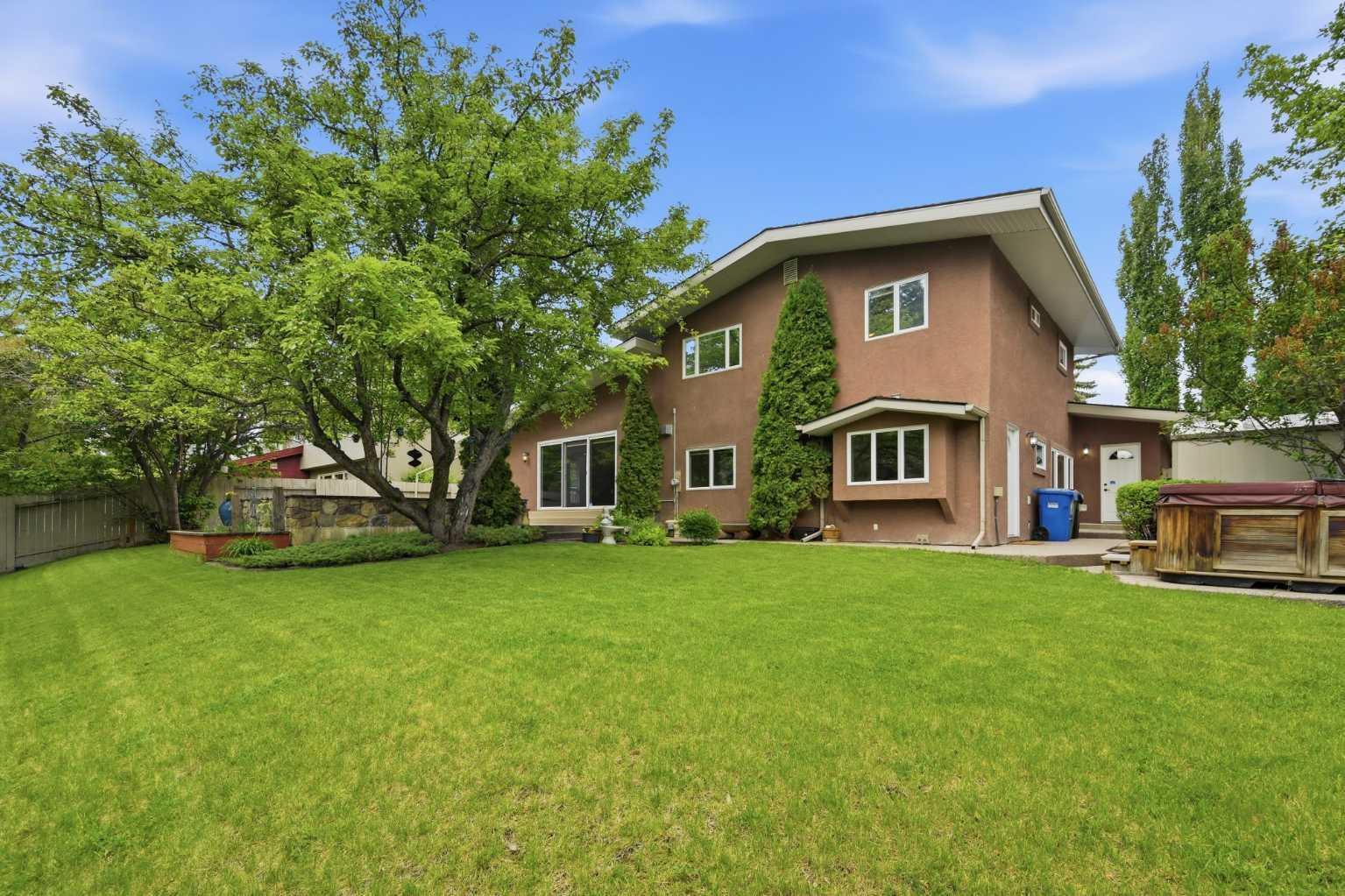 355 Willow Ridge Place SE
