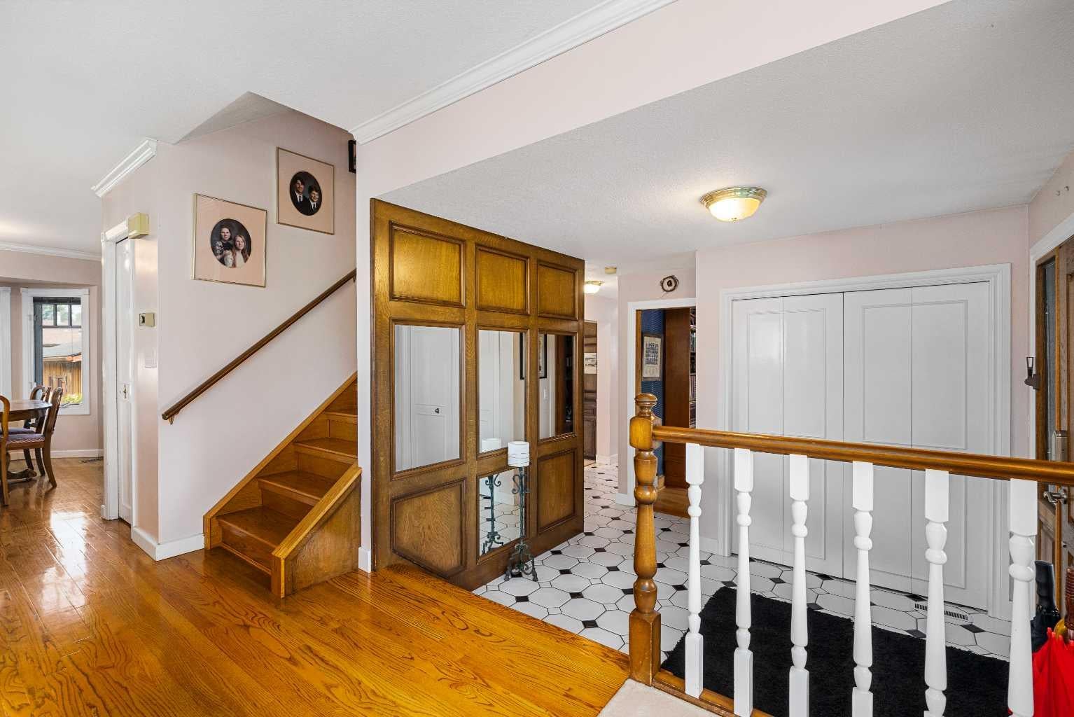 152 Templewood Road NE