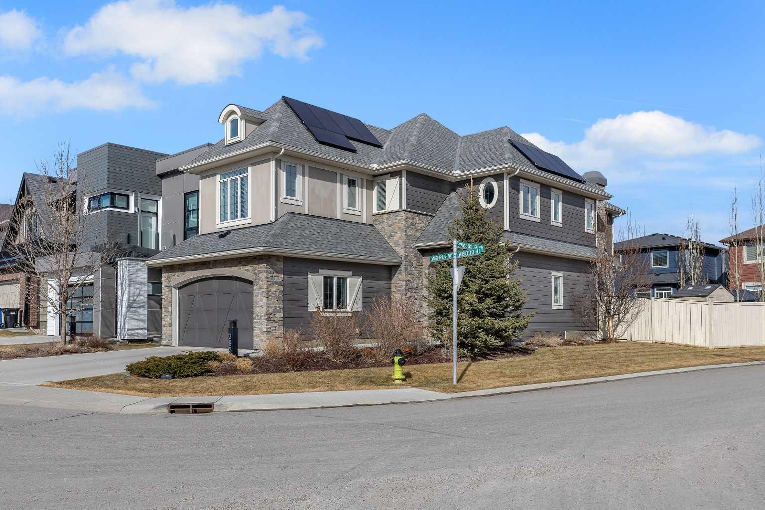 393 Evansborough Way NW