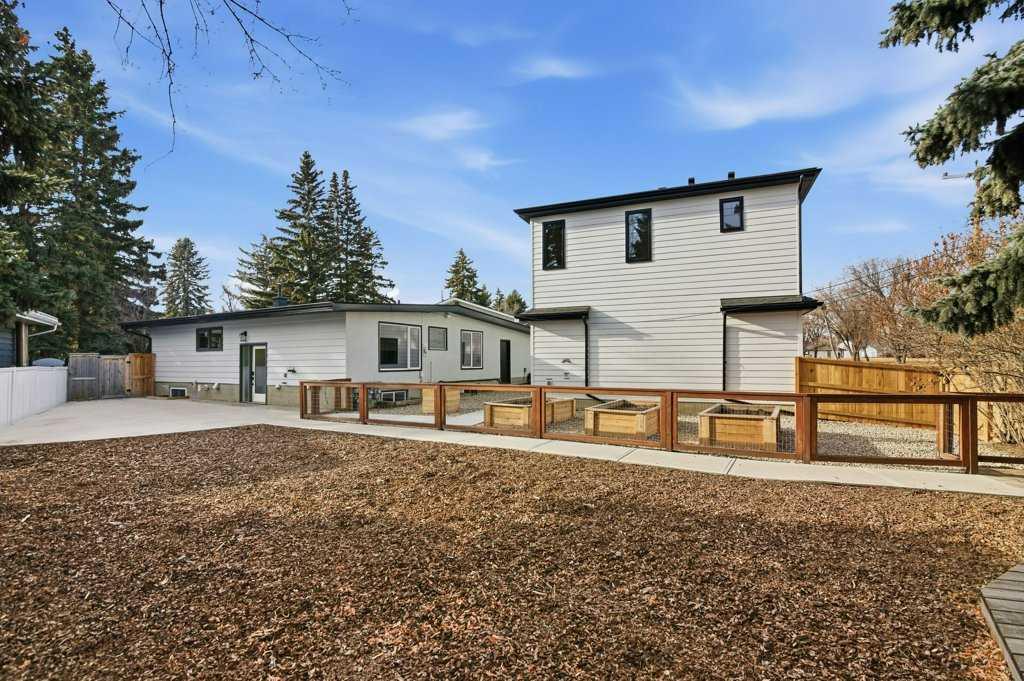 3124 Leduc Crescent SW