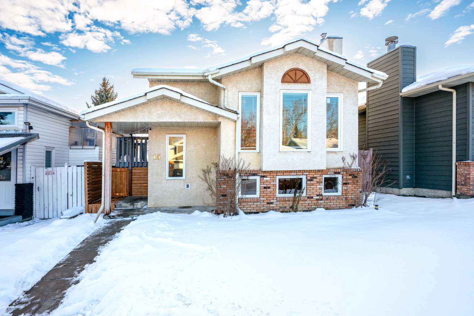 15 Shawinigan Rise SW