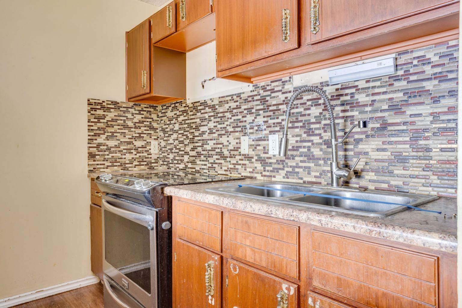 14921 Macdonald Drive 207