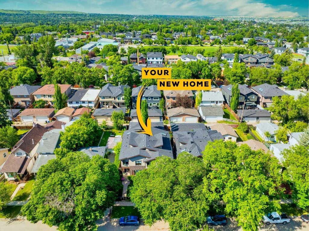 Photo of 434 22 Avenue NW, Calgary, AB T2M 1N3 (MLS # A2327307)