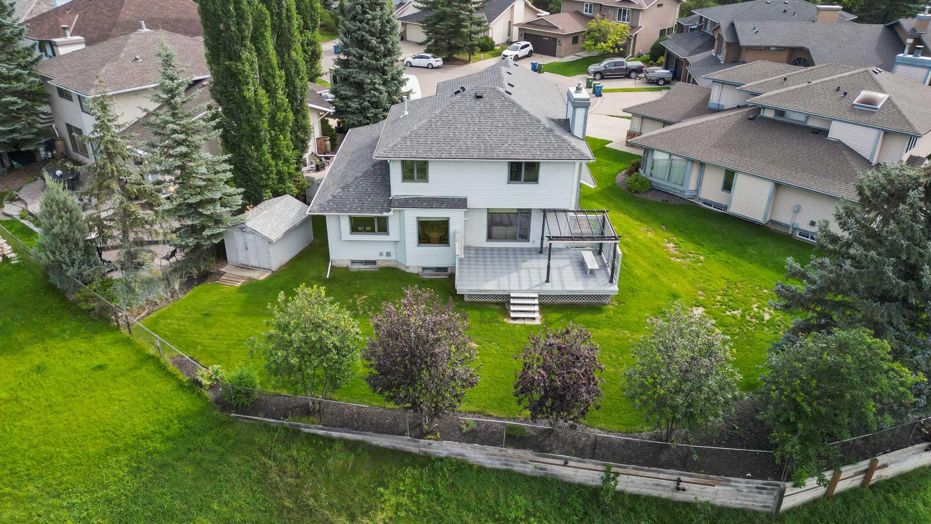 127 Douglasbank Court SE