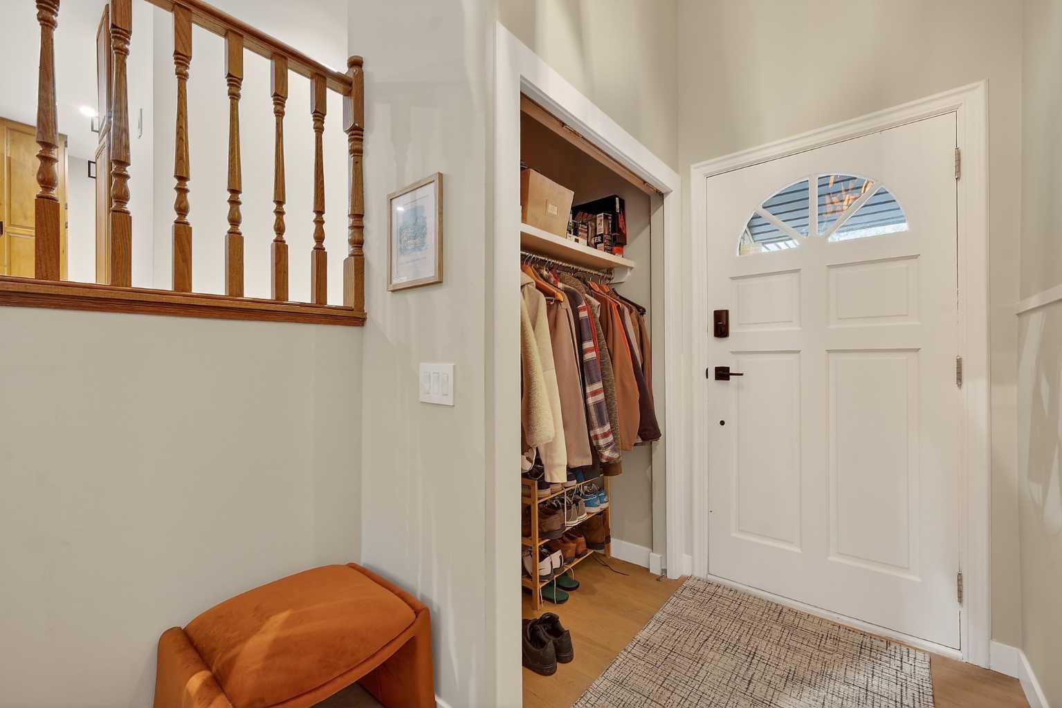 448 Strathcona Drive SW 4