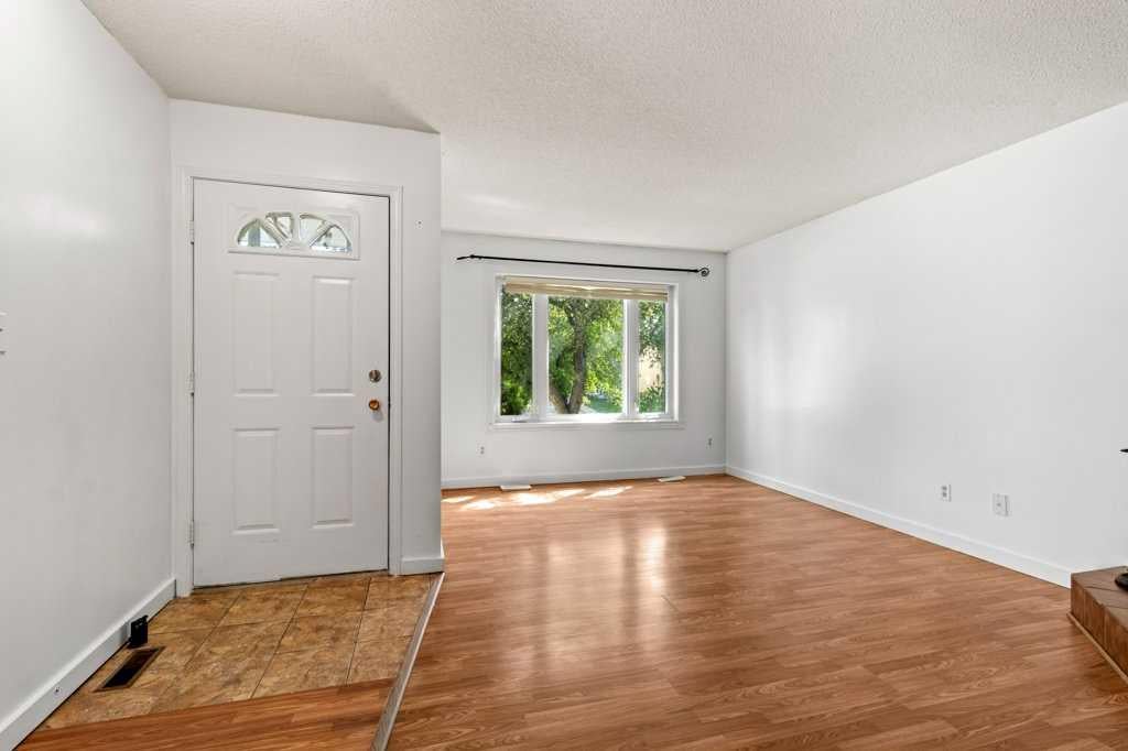 Photo of 56 Elder Street, Red Deer, AB T4R 2C6 (MLS # A2330573)