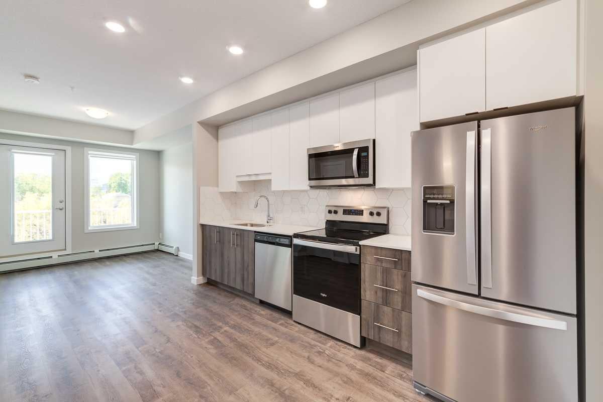 1605 17 Street SE 212