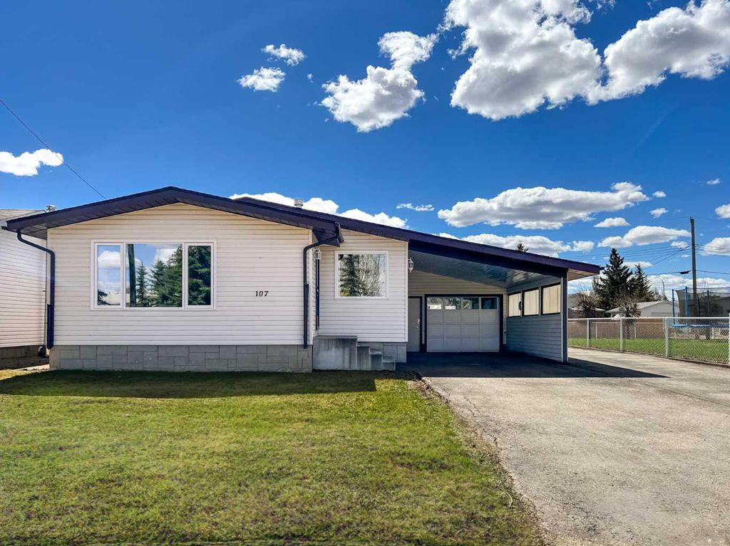 Photo of 107 4 Avenue SW, Falher, AB T0H 1M0 (MLS # A2310491)