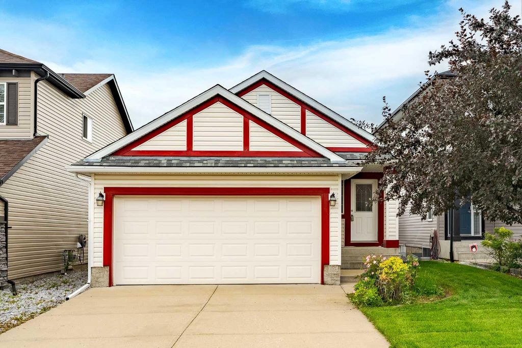 Photo of 41 Everridge Court SW, Calgary, AB T2J 6A3 (MLS # A2311130)