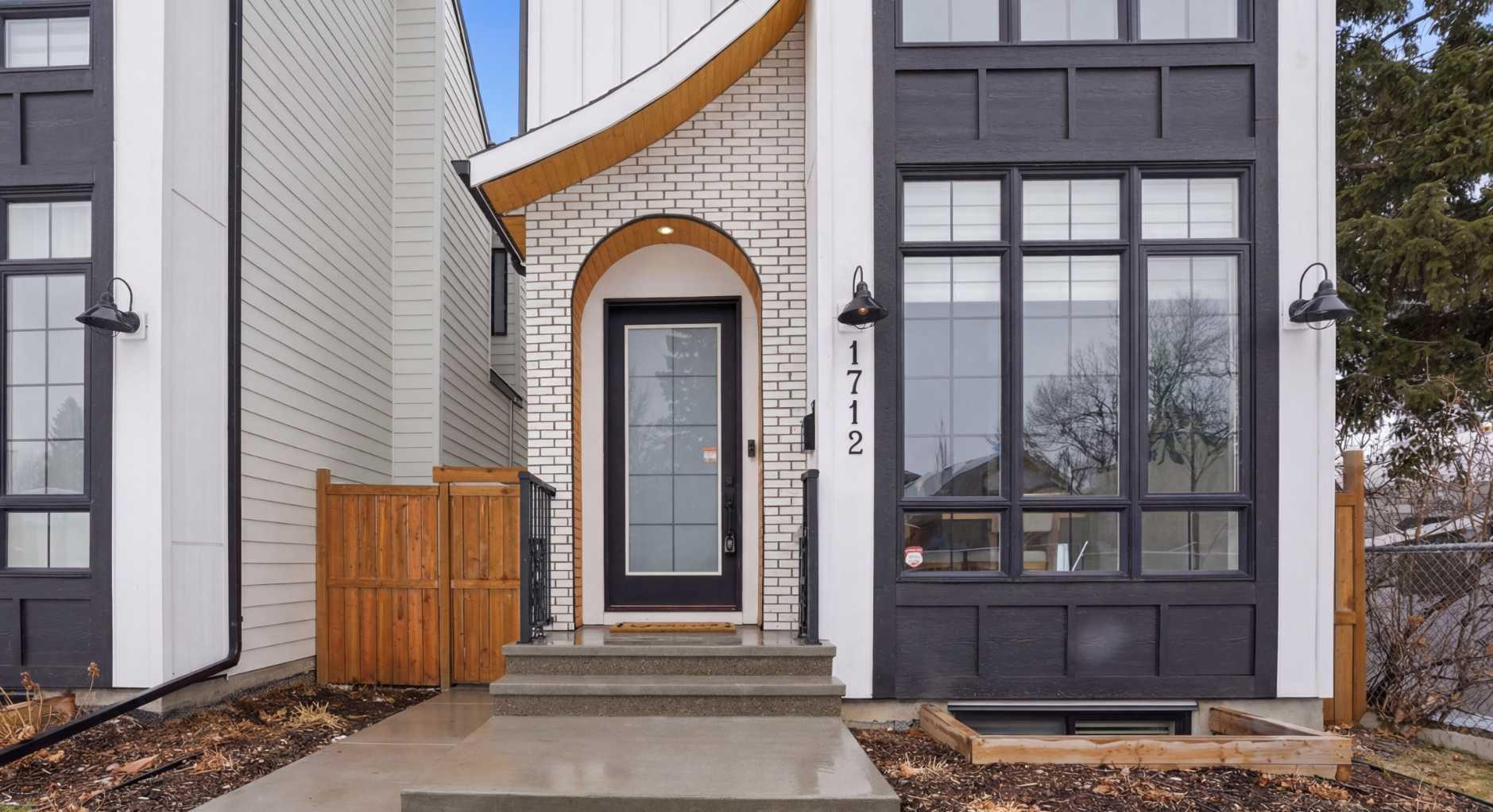 1712 18 Avenue NW