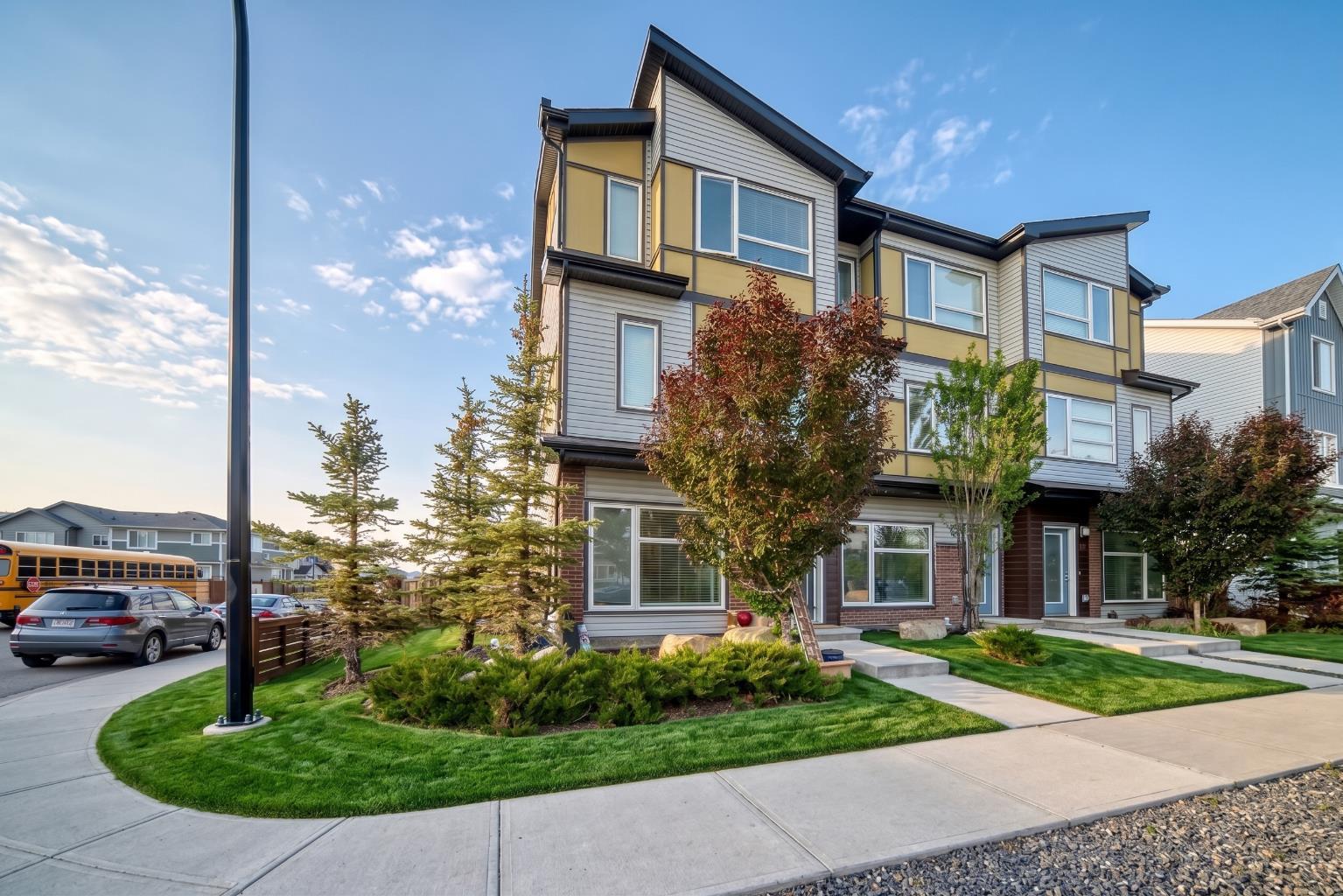 107 Lucas Boulevard NW