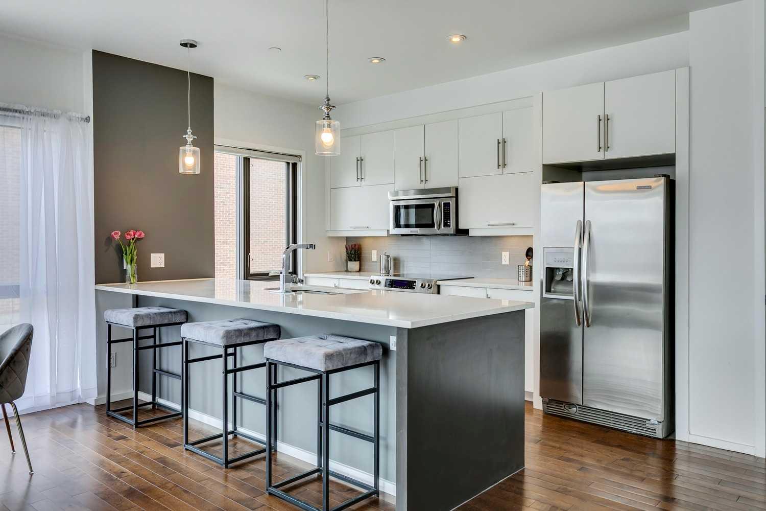 414 Meredith Road NE 203