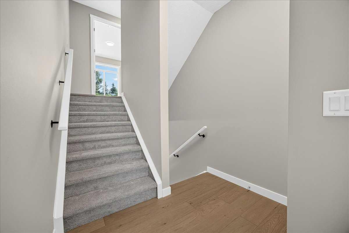 152 Crimson Ridge Place