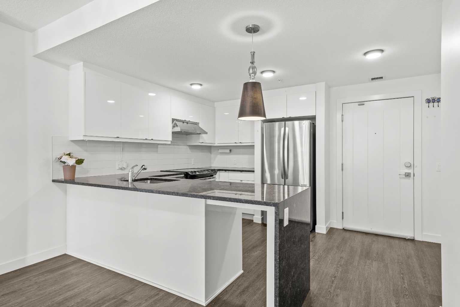 25 Aspenmont Heights SW 103
