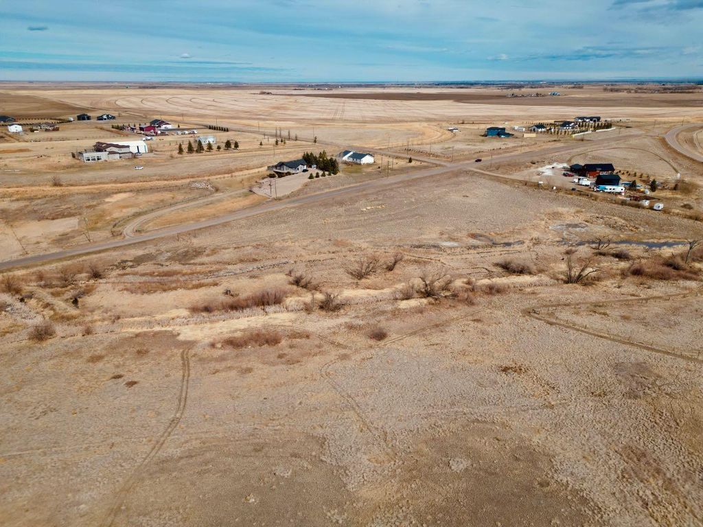 Photo of Holsom Road, Rural Cypress County, AB T1A 7G8 (MLS # A2295937)