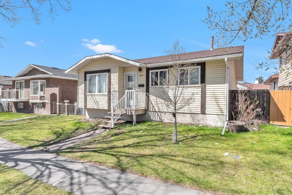 Photo of 4056 44 Avenue NE, Calgary, AB T1Y 5X9 (MLS # A2285903)