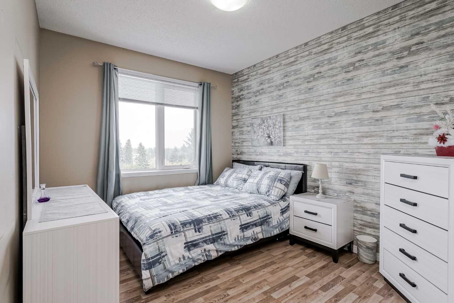 1727 54 Street SE 401