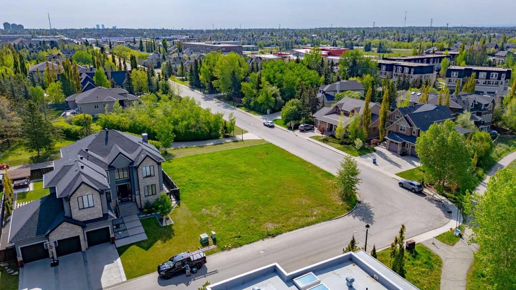 Photo of 6 Wexford Gardens SW, Calgary, AB T2H 4C9 (MLS # A2315422)