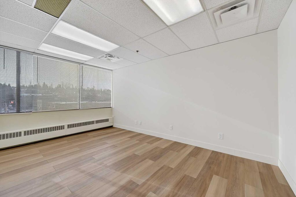 Photo of 1109 17 Avenue SW #306, Calgary, AB T2T 0B4 (MLS # A2290115)