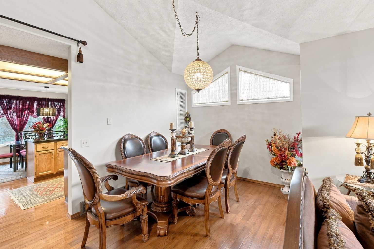 2709 Signal Hill Bay SW