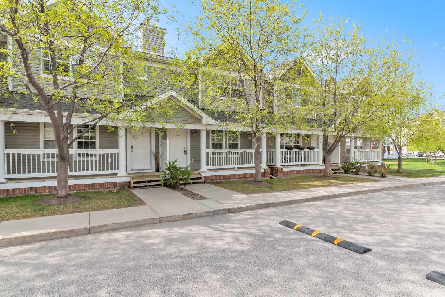 83 Country Village Gate NE