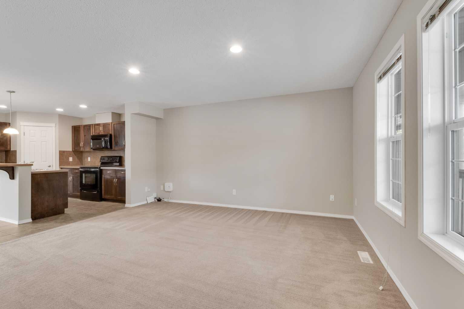 83 Country Village Gate NE