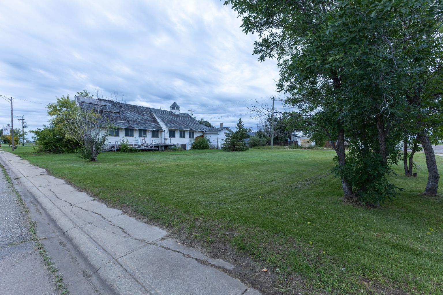 5301 Victoria Avenue