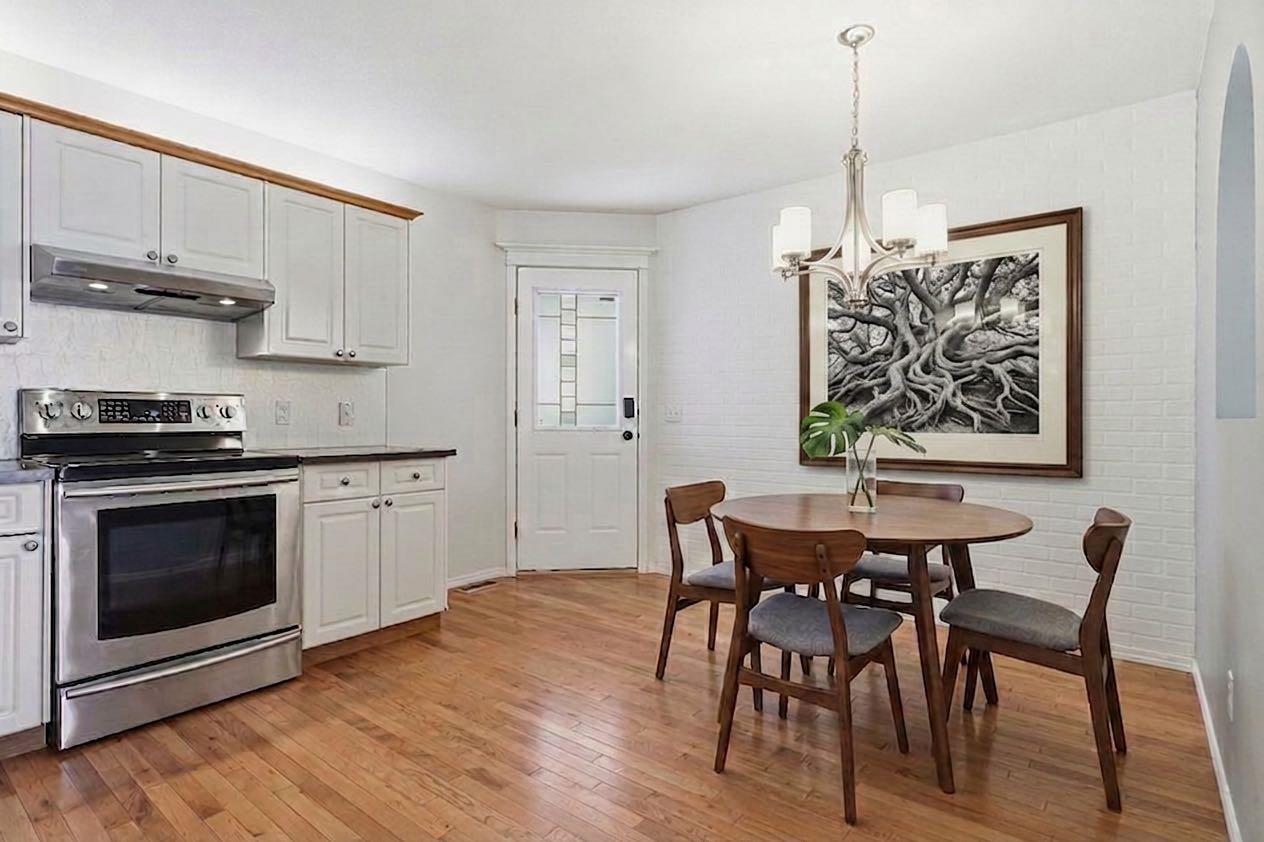 1925 35 Street SW 2