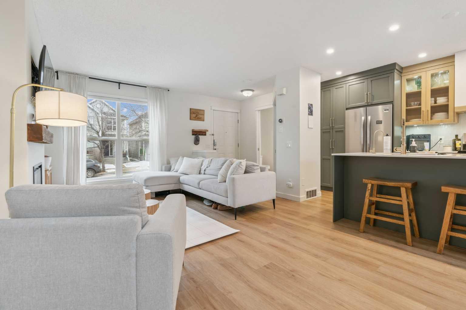 46 Prestwick Rise SE