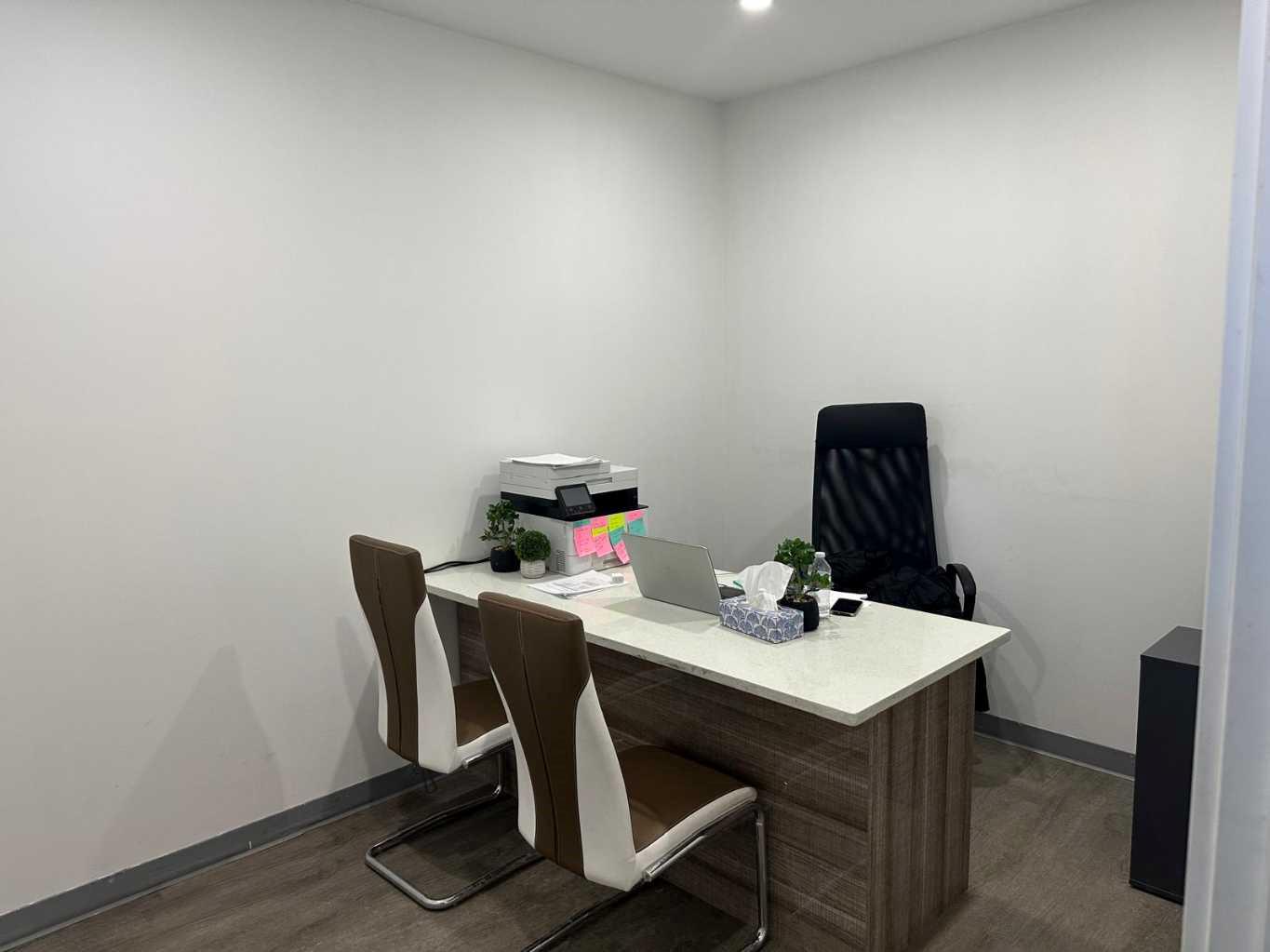 6520 36 Street NE 1180