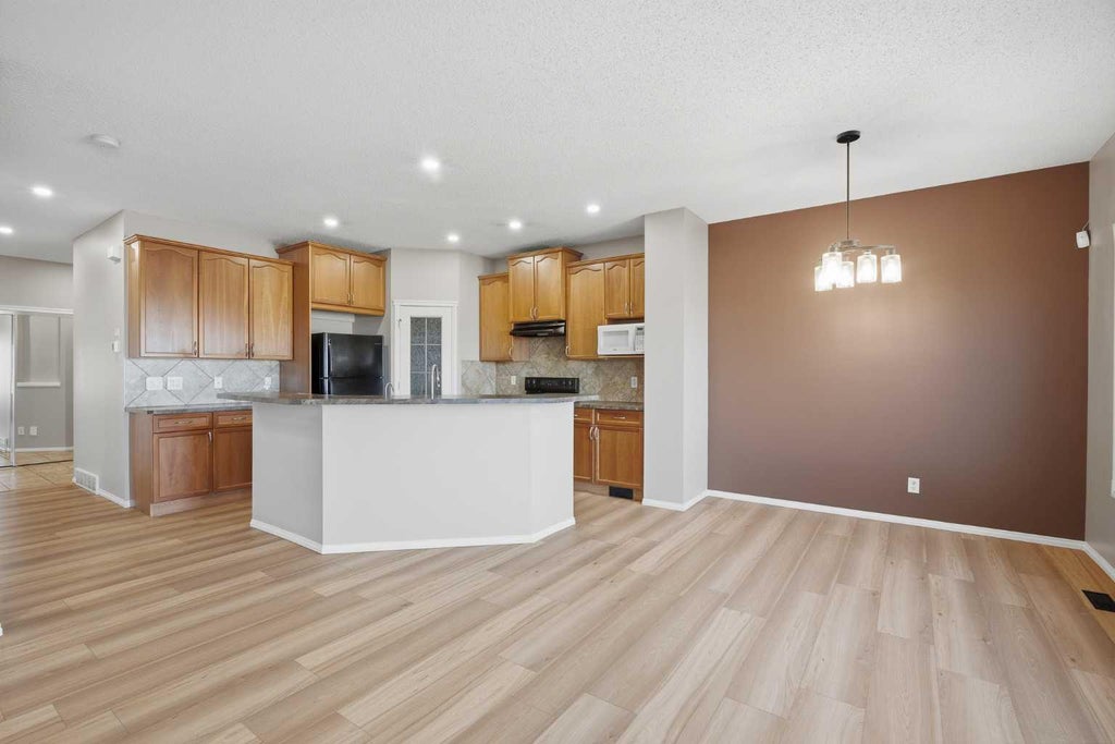 Photo of 249 Saddlecrest Way NE, Calgary, AB T3J 5N3 (MLS # A2351716)