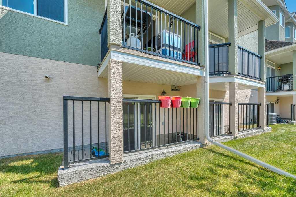 318 Strathcona Circle