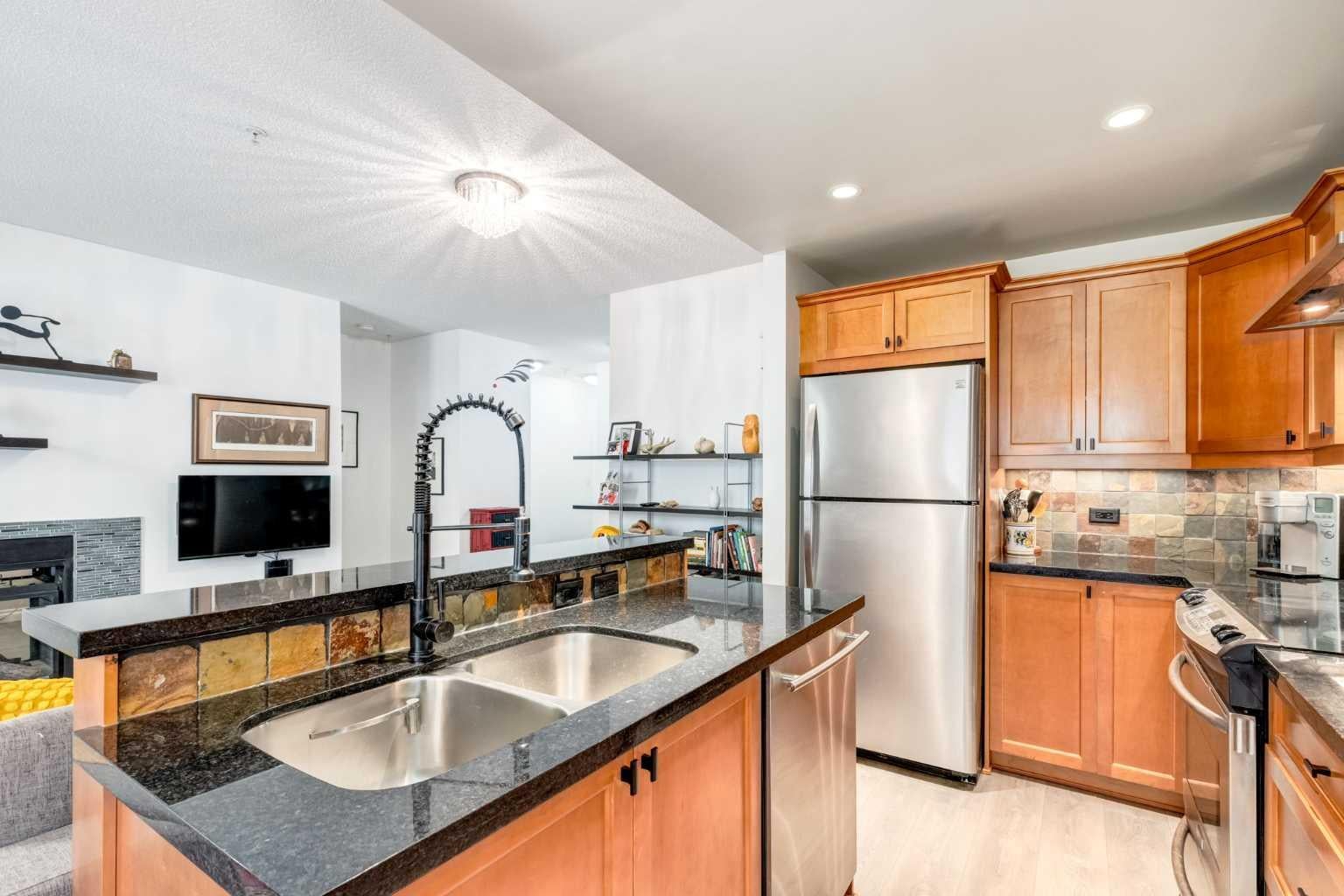 532 5 Avenue NE 101