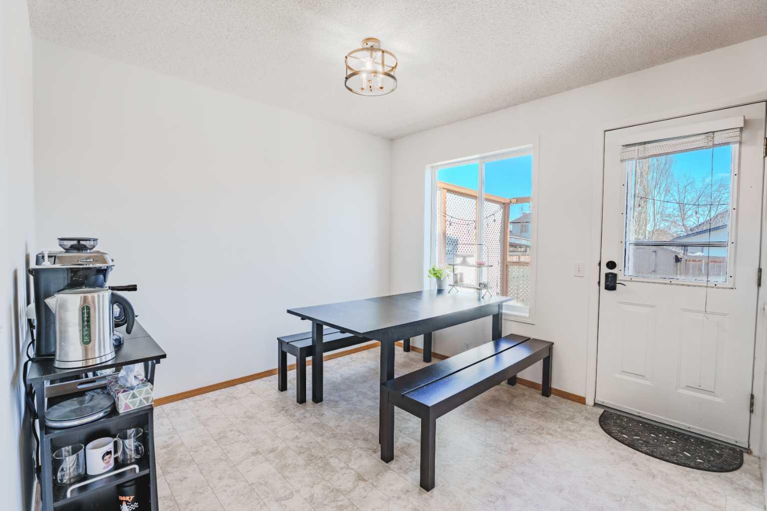 68 Bridleridge Gardens SW