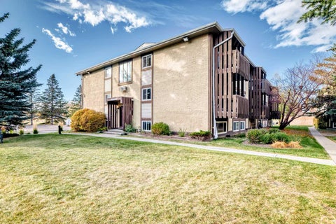 Photo of 366 94 Avenue SE #17, Calgary, AB T2J 5P1 (MLS # A2352273)