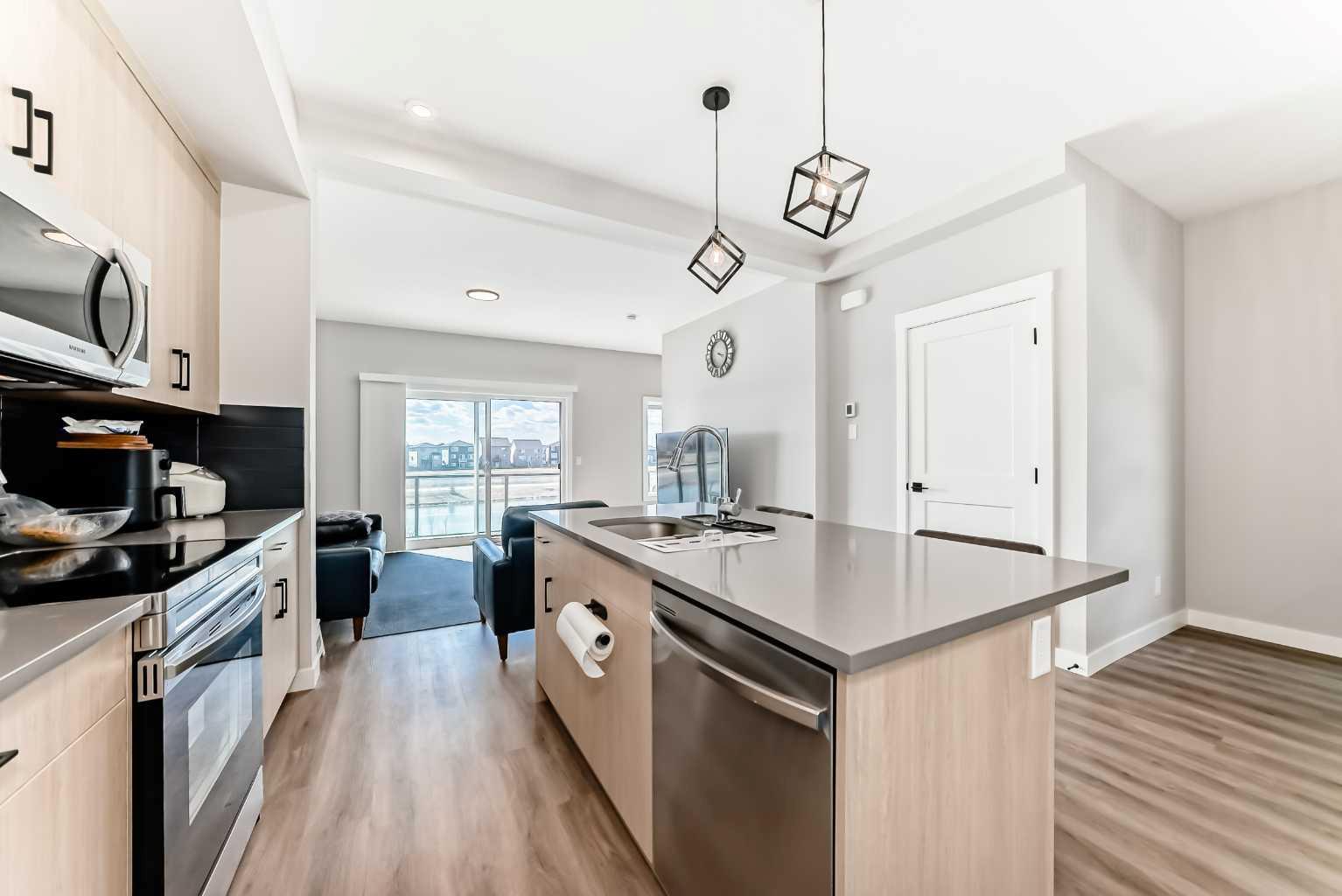 55 Lucas Way NW 3125