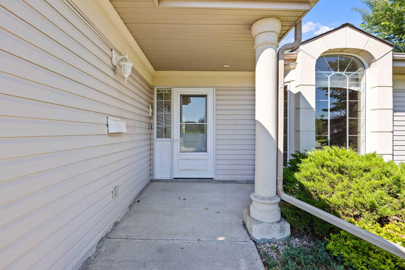 213 Dayspring Bay