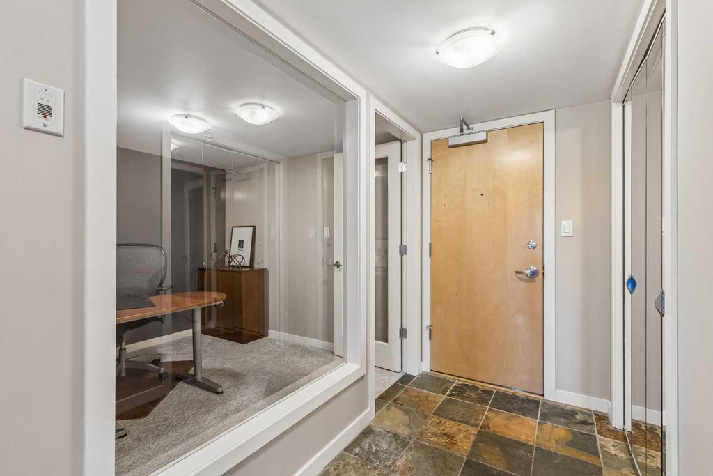 Photo of 1088 6 Avenue SW #903, Calgary, AB T2P 5N3 (MLS # A2353458)