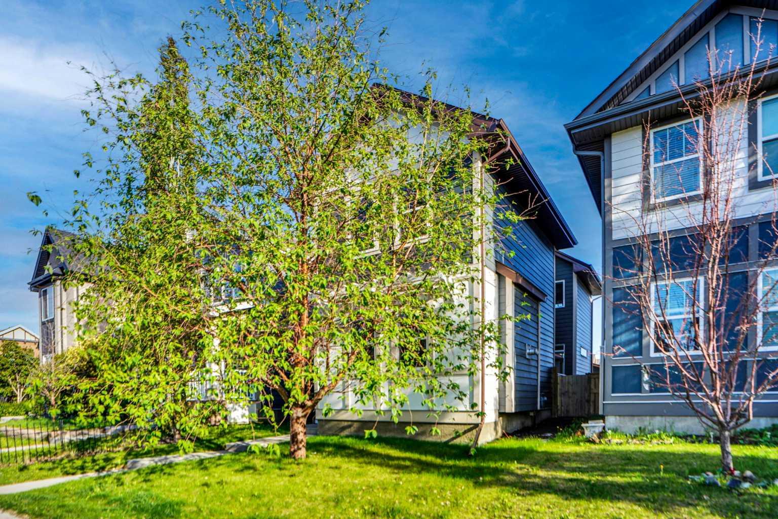145 Marquis Common SE