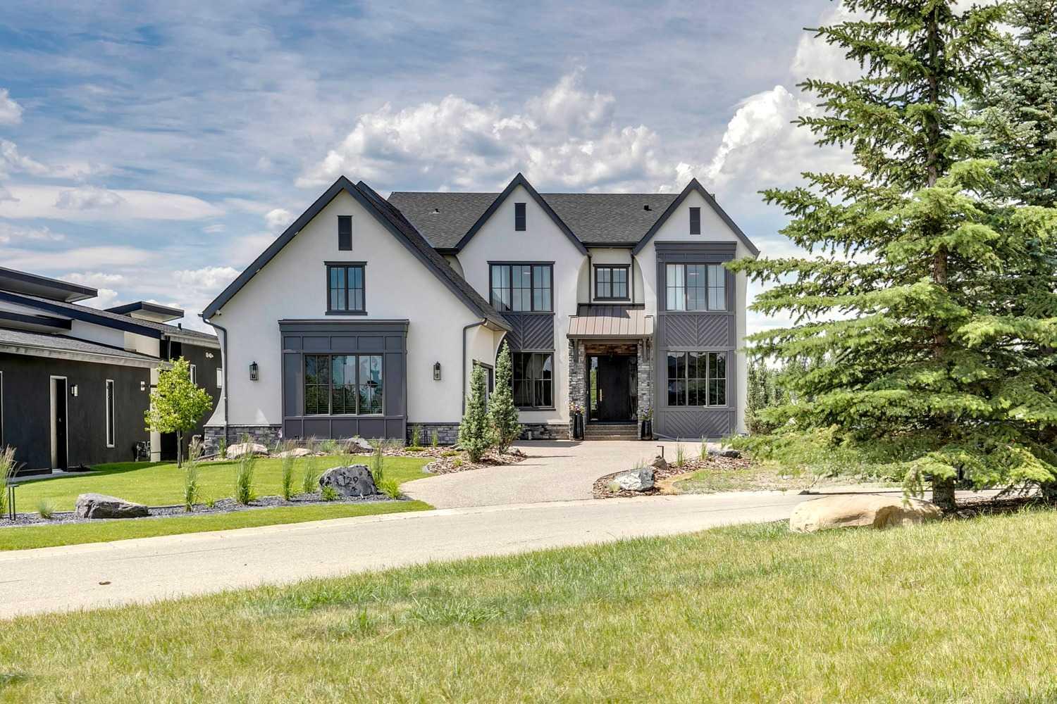 129 Glyde Park