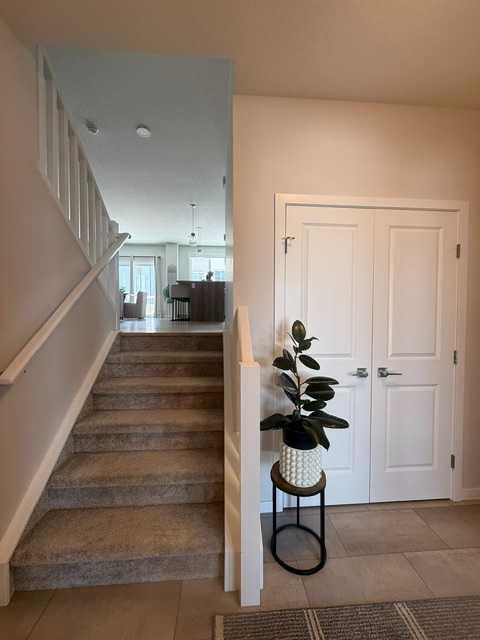 831 Bayview Terrace SW