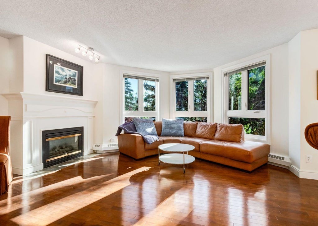Photo of 400 Eau Claire Avenue SW #8402, Calgary, AB T2P 4X2 (MLS # A2341196)
