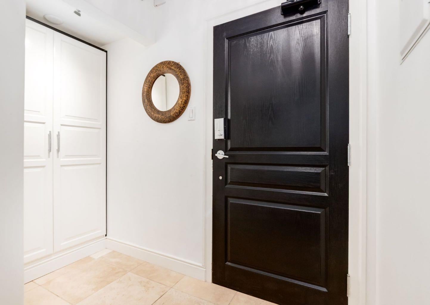 400 Eau Claire Avenue SW 8402