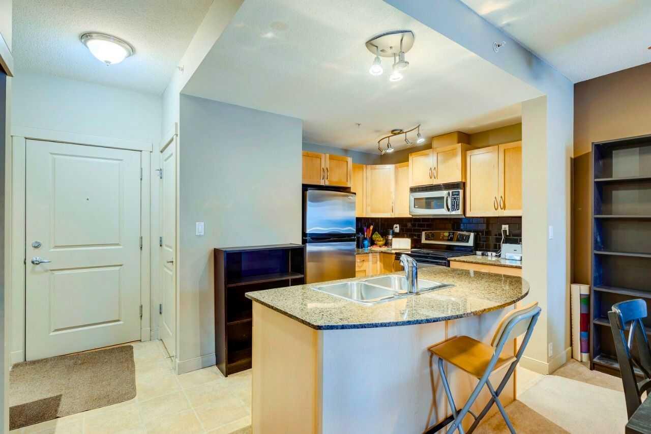 5605 Henwood Street SW 1502